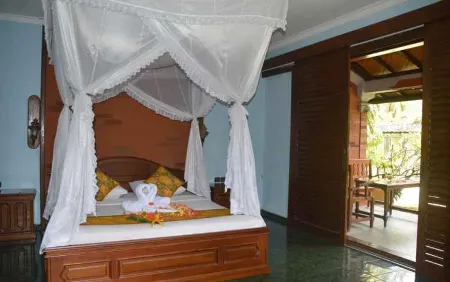 Bagus Beach Resort Lovina