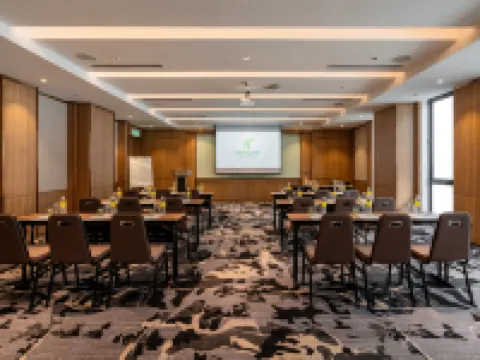 โรงแรม ฮอลิเดย์ อินน์ เซปัง แอร์พอร์ต บาย IHG โรงแรมในเซปัง