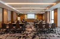 홀리데이 인 세팡 공항 바이 IHG