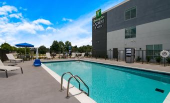 Holiday Inn Express & Suites Springdale - Fayetteville Area