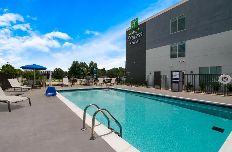 Holiday Inn Express & Suites Springdale - Fayetteville Area by IHG photo 3