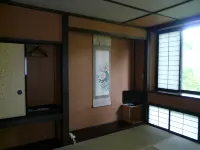 Uraya Hotels in Himi