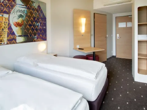 B&B HOTEL Frankfurt-Nord Hotels near Harheim