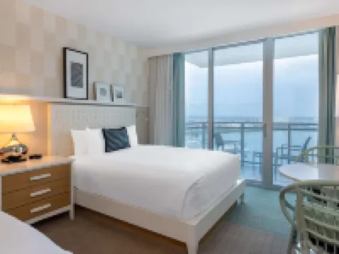 Wyndham Grand Clearwater Beach Hotels in Clearwater