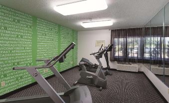 La Quinta Inn & Suites by Wyndham Baton Rouge Siegen Lane
