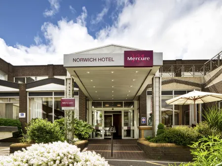Mercure Norwich Hotel Отели в г. Хеллесдон