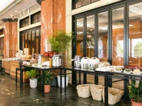 HOTEL CRYSTAL PALACE - Frühstück