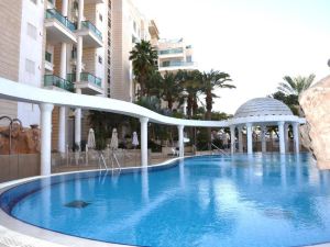 3BR GARDEN APT GOLF RESIDENCE EILAT