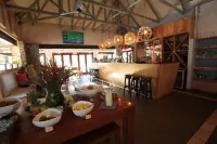 Perry's Bridge Hollow Boutique Hotel - bar