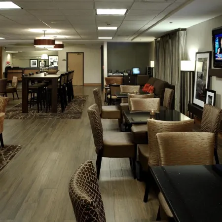 Hampton Inn Portage
