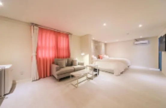 Haeundae MoMo Juice Hotel โรงแรมใกล้ศูนย์การประชุมและจัดแสดงสินค้าปูซาน (BEXCO)