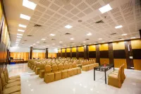 The Oasis Hotels in Vadodara