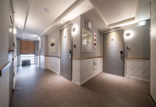 넘버25 사당역 내부