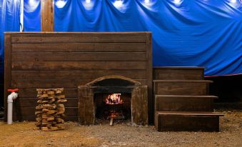 Gyeongju Constellation Camping Land Glamping (Free Camping Griddle Rental)