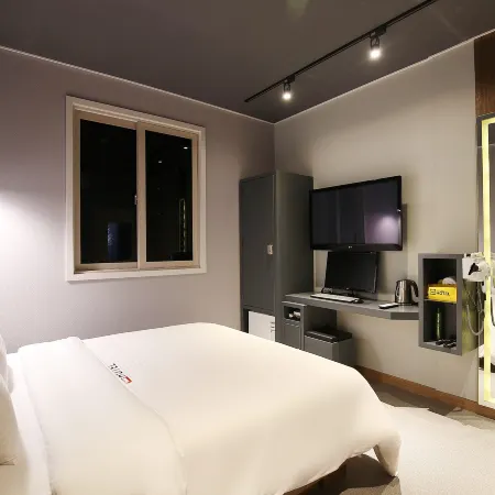 Jecheon Case Hotel