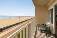 Howard Johnson by Wyndham Ocean City Oceanfront - Ocean View