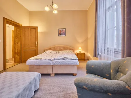 Stříbrný Pramen Отели в г. Янске-Лазне