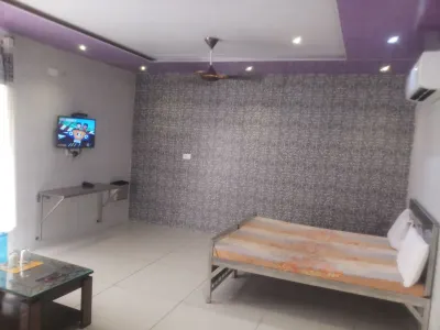 Kapoor Villa