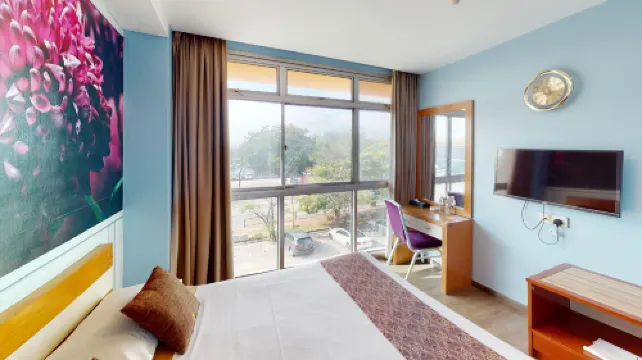 Golden Nasmir Hotel