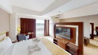 Hotel Gunawangsa Merr