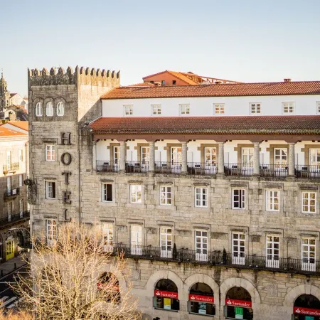 Hotel Compostela Отели рядом с достопримечательностью «Praza da Quintana»