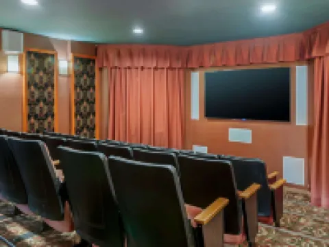 Meadowmere Resort Hotels in Ogunquit