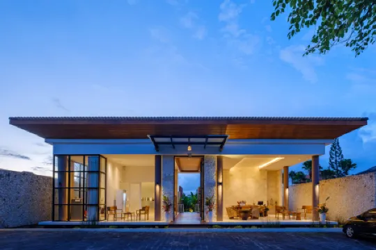 อัคยานา วิลเลจ