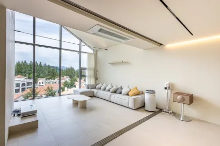 Damyang Grass Pool Villa Resort