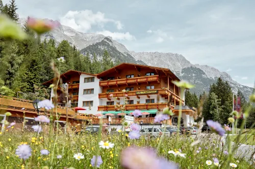 Hotel Hubertushof - Ihr Hotel Mit Herz Hotels in Leutasch