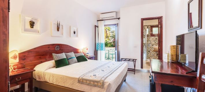 Hotel S'Ortale Possibilità di Parcheggio Interno e Ristorante All'Aperto Hotels in Orosei
