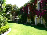 Plaza Camelinas Hotel