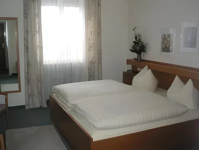 Hotel-Restaurant Wiendl Các khách sạn ở Bad Abbach