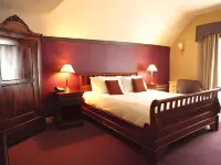 White Hart Hotel by Greene King Inns Hotels in Earls Colne