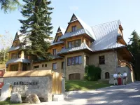 Hotel Dwór Karolówka Ξενοδοχεία στην πόλη Zakopane