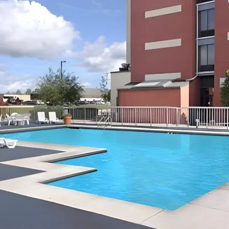 Clarion Pointe Near Erie Casino