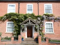 Mallories Formerly Kirkby House Hotels near Whitemoors