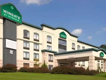 Wingate by Wyndham Harrisburg Near Hershey