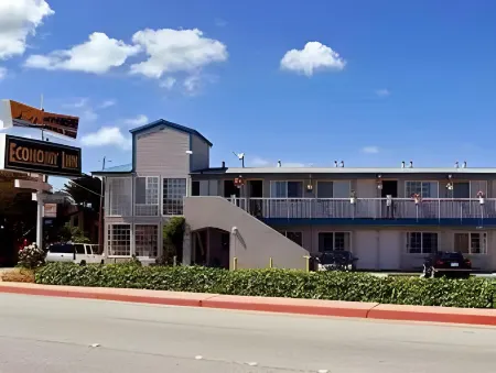 Economy Inn Seaside Отели рядом с достопримечательностью «Бейонет & Блэк Хорс»