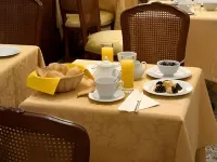 艾爾馬爾卡通酒店