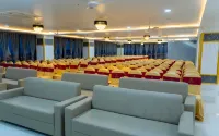 Hotel Lahari International Hotel di Nizamabad