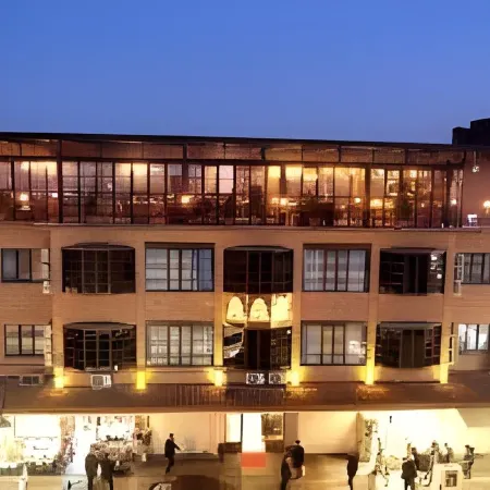 Sur Central Hotel