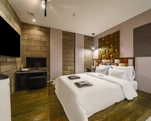 Suwon City Hall Station Hotel Shine Hotels near مقر بلدية سوون