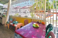 Amira House Kisaran RedPartner Hoteles en Tanjung Balai