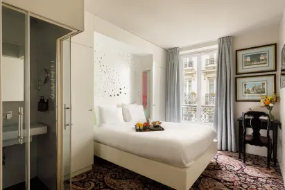New Hotel République (ex-Albert's Hotel)