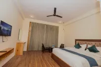 Goroomgo Mareema Non Veg Hotel Manali