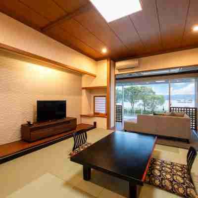 ホテル鷺乃湯 Rooms