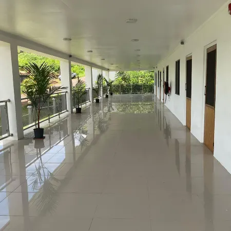 White Diamond Apartment Отели в г. Лабаса