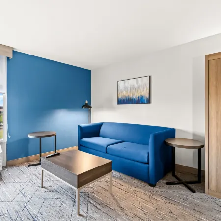 Holiday Inn Express Nashville-Hendersonville, an IHG Hotel