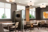 Residence Inn Milwaukee West - breakfast