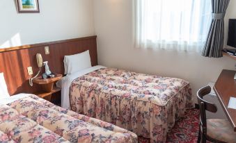 Daily Hotel Kami-Fukuoka Ekimae